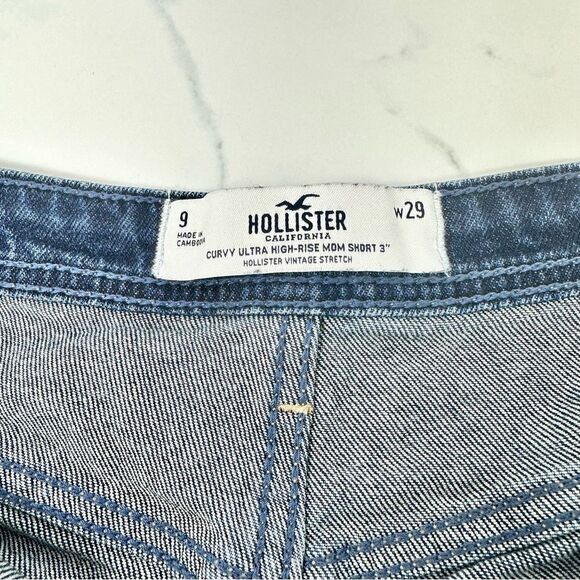 Hollister Curvy Ultra High-rise Mom Shorts- Size 9 - Picture 4 of 13